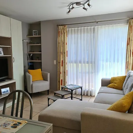 Sun & Sea Blutsyde Apartman *