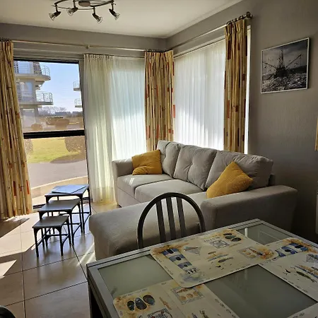 Sun & Sea Blutsyde Apartment Bredene